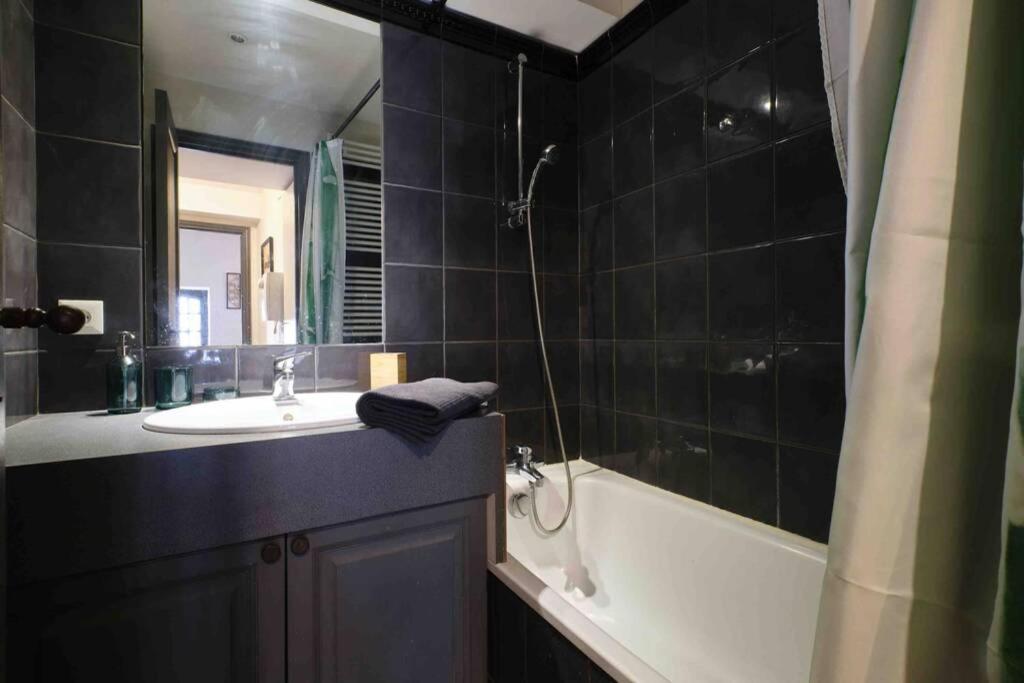 Centre Ville Appartement 75M2, Avec 3 Chambres 카르카손 외부 사진