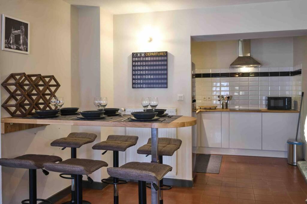 Centre Ville Appartement 75M2, Avec 3 Chambres 카르카손 외부 사진